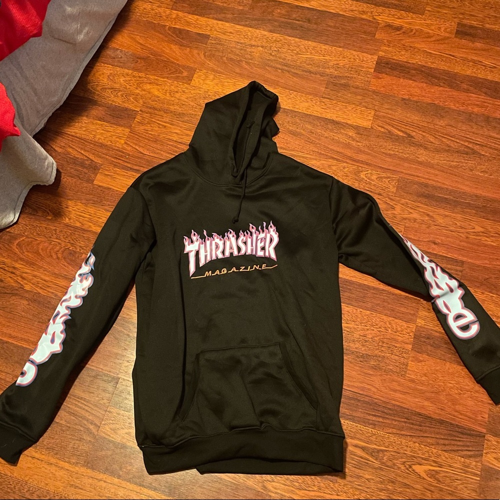 thrasher long sleeve hooded jacket with pocket